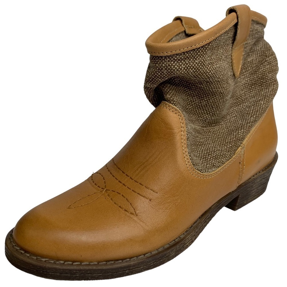 Cool Way Butterscotch Color Scrunch Top Leather Western Vibe Ankle Boots Size 7